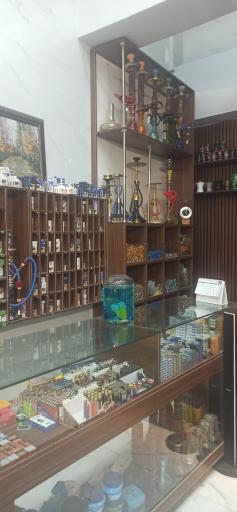 عکس دخانیات و عطاری فرشید