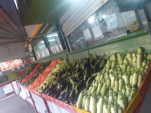 عکس بازار میوه و تره بار امید دژبان