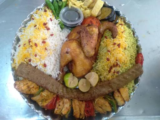 عکس رستوران بام صدر