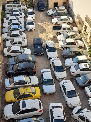 عکس پارکینگ عمومی  شبانه روزی