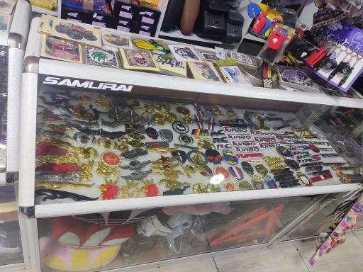 لوکس اسپرت باران