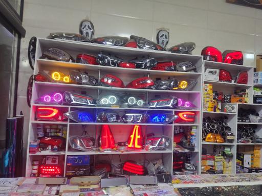 لوکس اسپرت باران