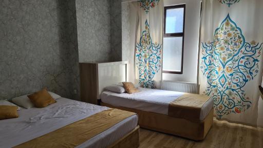 عکس هتل ایده آل بوتیک