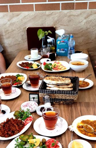 صبحانه سرای بابل