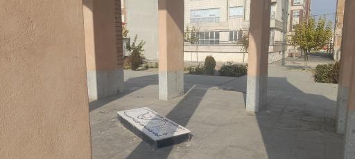 عکس مزار مطهر یک شهید گمنام دفاع مقدس 