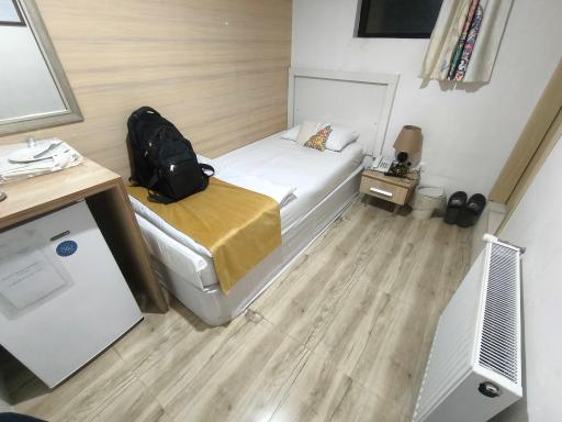 عکس هتل ایده آل بوتیک