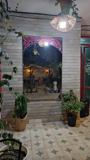 عکس کافه رستوران خانه بابا ناصری