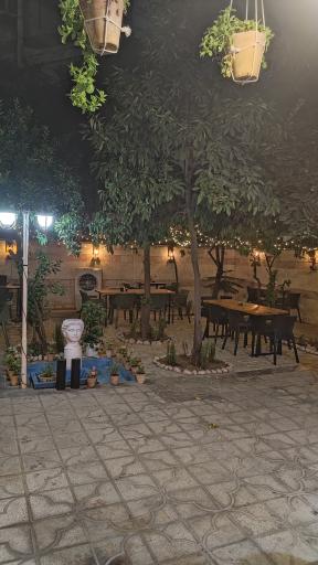 عکس کافه رستوران خانه بابا ناصری