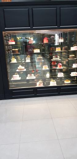 عکس مجموعه نان و شیرینی آتنا