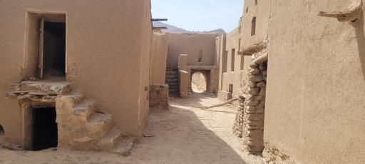 عکس قلعه هنجن