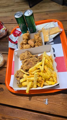 عکس چیکن من (شعبه آذر)