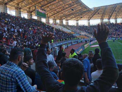 عکس ورزشگاه فولاد آرنا