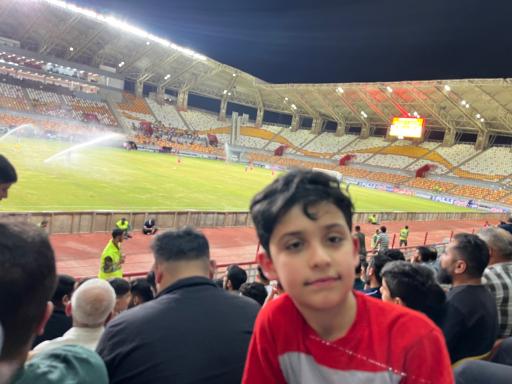 عکس ورزشگاه فولاد آرنا
