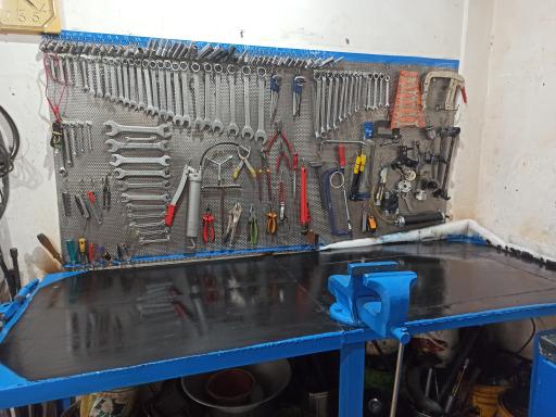 تعمیرگاه شاهین