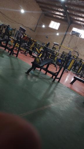 عکس سالن ورزشی تختی