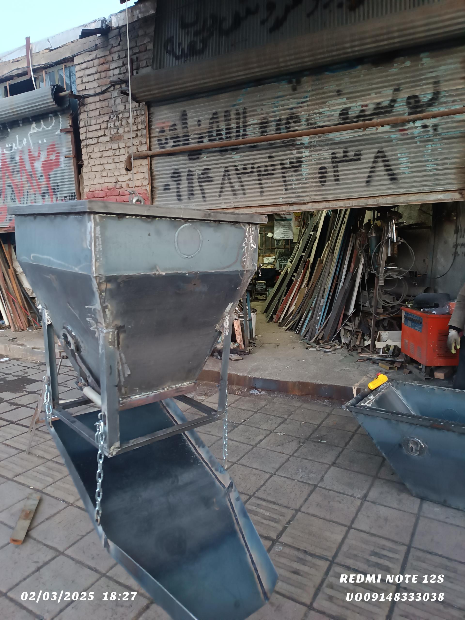 عکس صنایع فلزی درب و پنجره عبدالله زاده