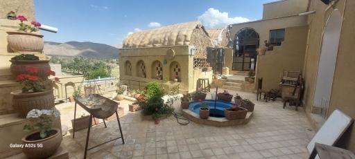 عکس  اقامتگاه بومگردی و سفره خانه سنتی مارکو