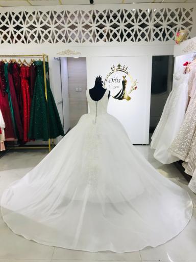 عکس مزون عروس دیبا