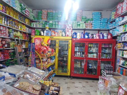 عکس سوپرمارکت حیرانی