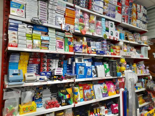 عکس نوشت افزار و لوازم التحریر صادقی