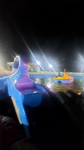 عکس شهربازی بزرگ غدیر