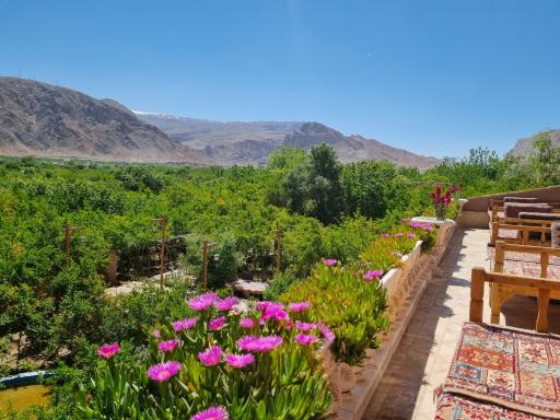 عکس رستوران باغ ناربُن