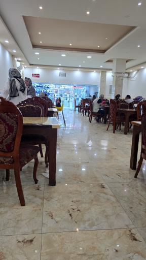 عکس رستوران دو دلفین
