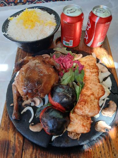 عکس کافه رستوران آب و آتش نیشابور