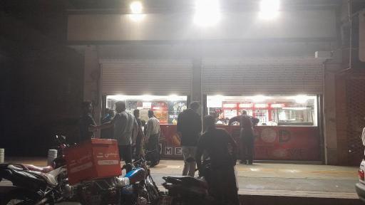 عکس پیتزا ساندویچ رئوف شعبه۲