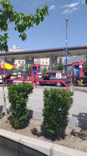 عکس پمپ بنزین 