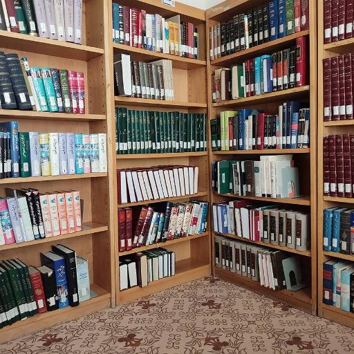 عکس کتابخانه عمومی فجر