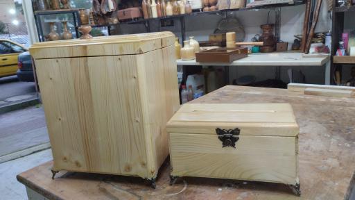 عکس کارگاه نجاری پدر ژپتو 