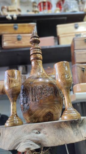 عکس کارگاه نجاری پدر ژپتو 