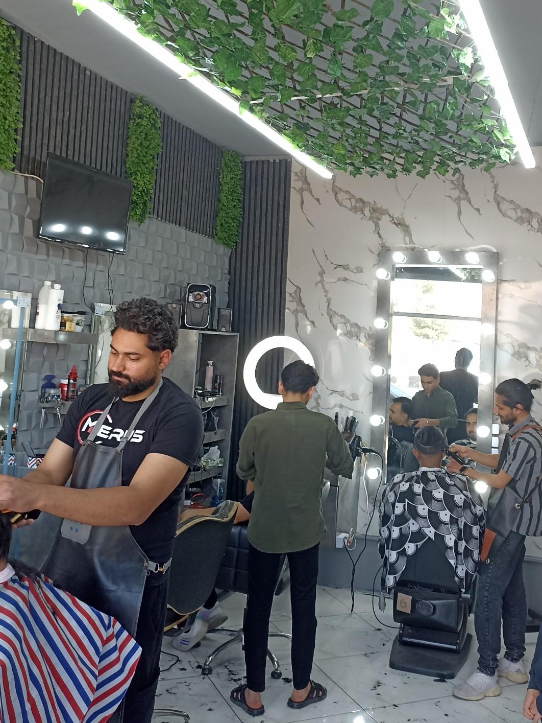 عکس پیرایش محسن