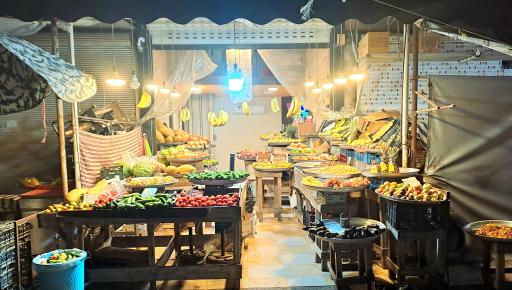 عکس میوه فروشی چهار فصل