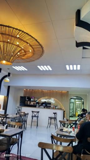 عکس کافه رستوران شف مجید