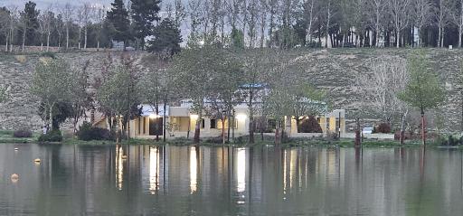 دریاچه ورزشگاه آزادی