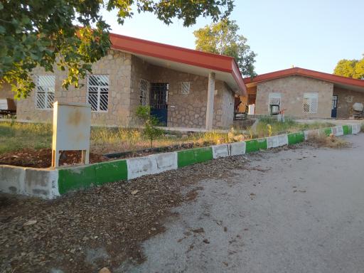 عکس مجتمع تفریحی ارغوان 