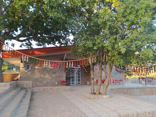 عکس مجتمع تفریحی ارغوان 