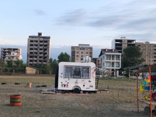 عکس کافه ساحلی کاتالیا