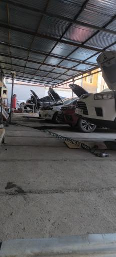 عکس نمایندگی تویوتا هیوندا کیا