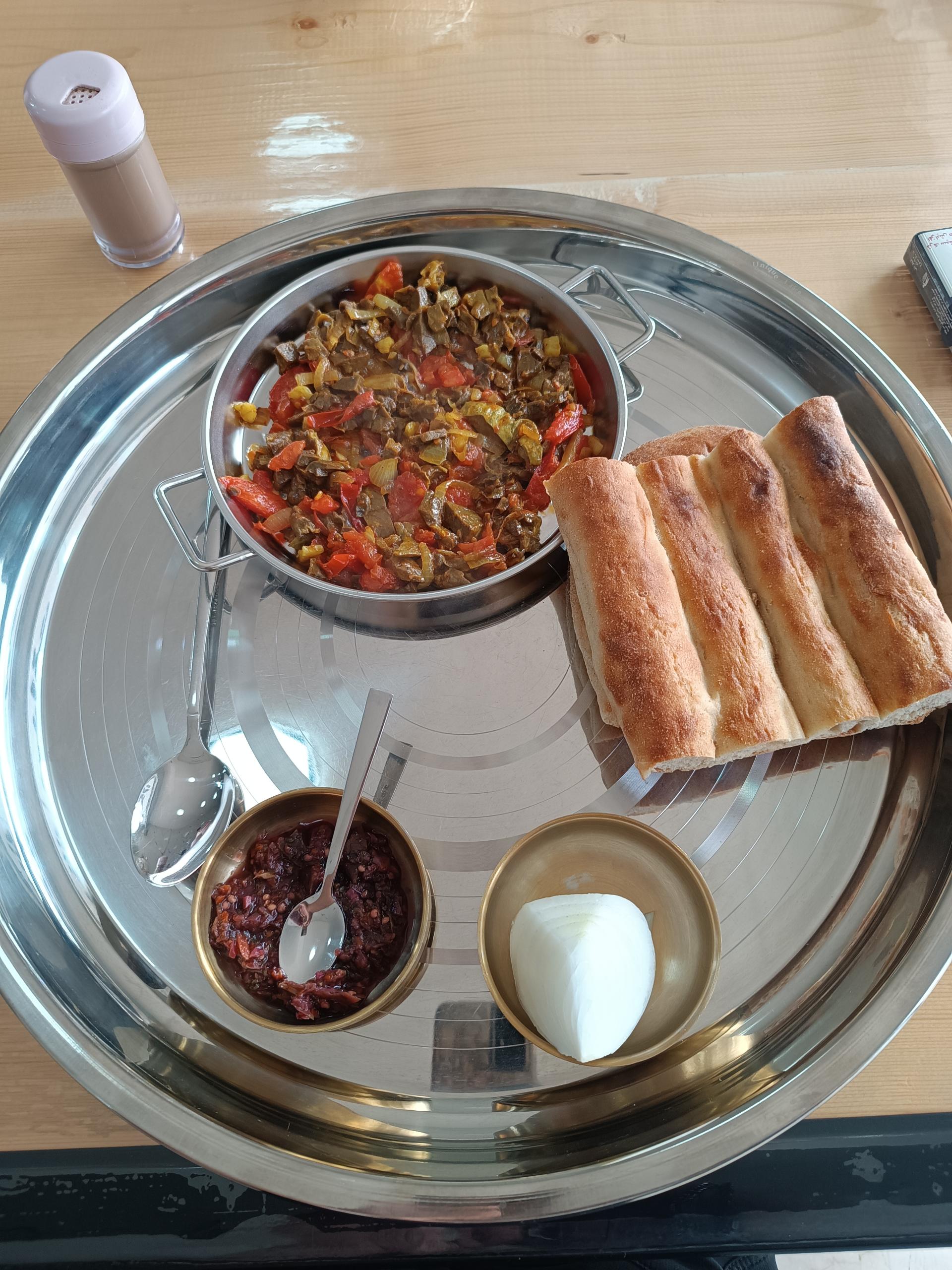 عکس سفره خانه صداقت 