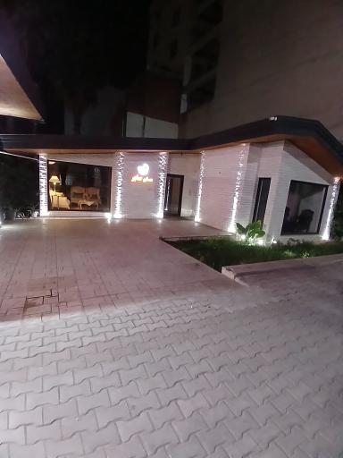 عکس مسکن صابر 