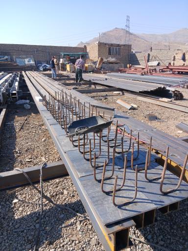 آهن آلات و جرثقیل مظلومی