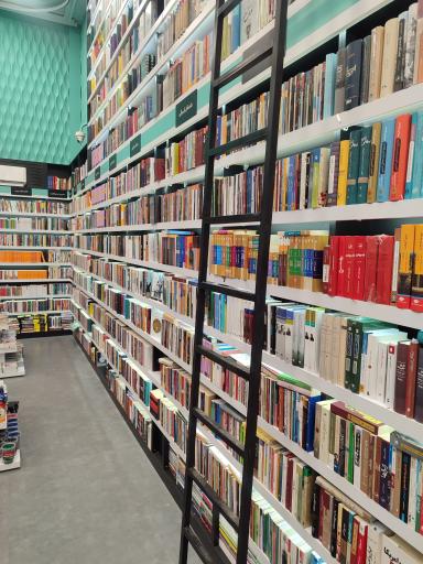 کافه کتاب سوره مهر ایوار