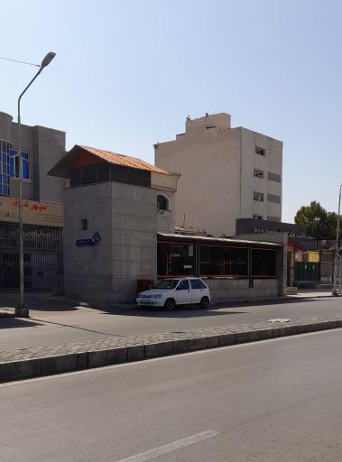 عکس ورودی مترو ایستگاه پروین اعتصامی