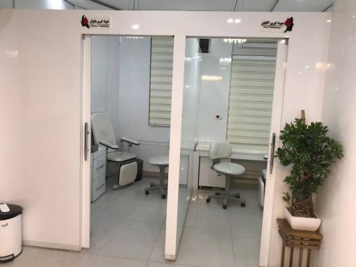 عکس آزمایشگاه پاتوبیولوژی پارس