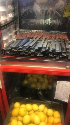 عکس کبابی امید