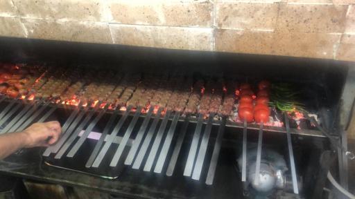 عکس کبابی امید