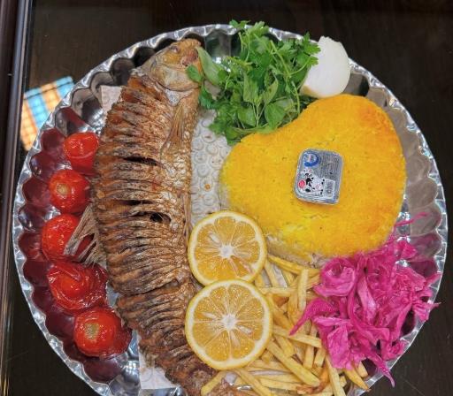 عکس رستوران دارچین